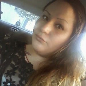 Meet your Posher, Monica